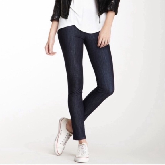 DL1961 4Way Stretch Dark Wash Rachel Jean Leggings Size 29. NWOT - Picture 1 of 9